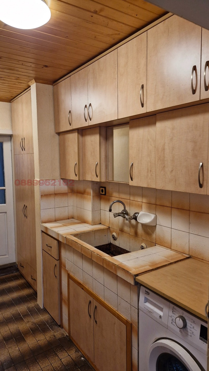 Продава КЪЩА, гр. Омуртаг, област Търговище, снимка 15 - Къщи - 52779958