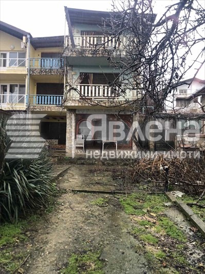 Продава КЪЩА, гр. Балчик, област Добрич