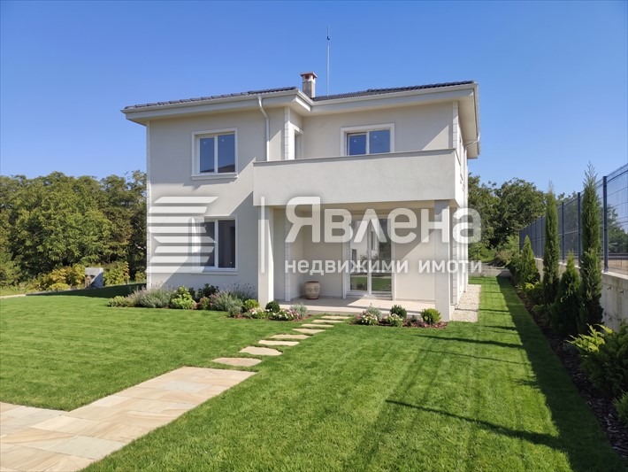 Продава КЪЩА, с. Белащица, област Пловдив, снимка 3 - Къщи - 55996342
