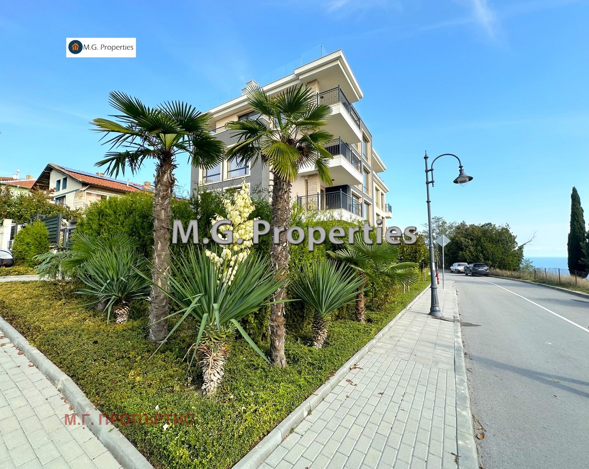 Продава 3-СТАЕН, гр. Варна, Галата, снимка 2 - Апартаменти - 52178777