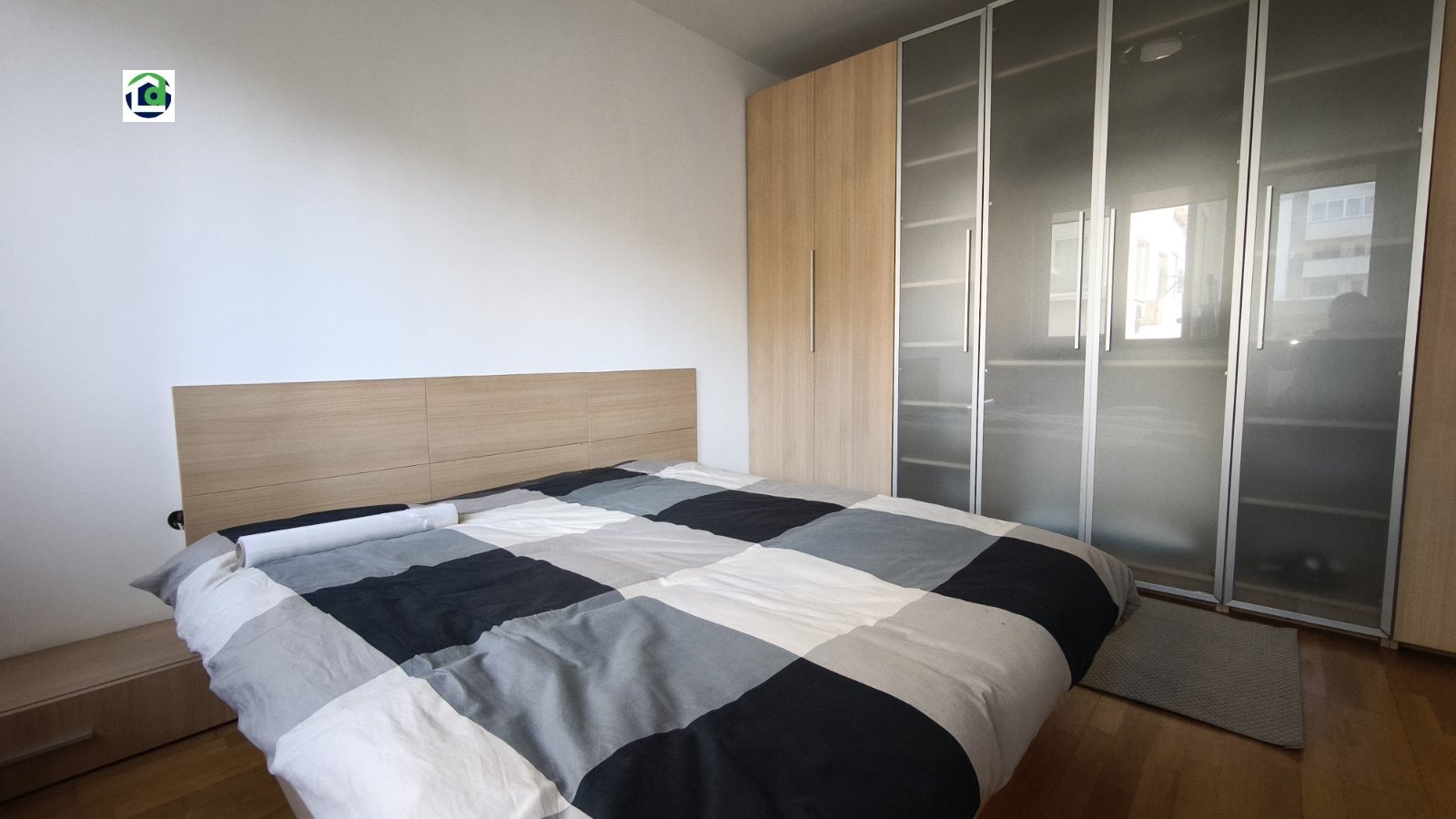 Продава 3-СТАЕН, гр. Варна, Център, снимка 7 - Апартаменти - 53681800