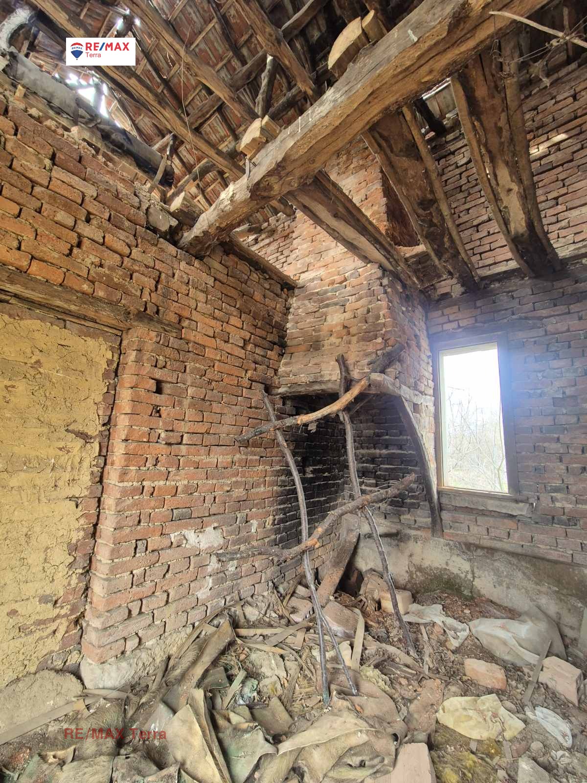 Продава КЪЩА, с. Баница, област Враца, снимка 4 - Къщи - 53939088