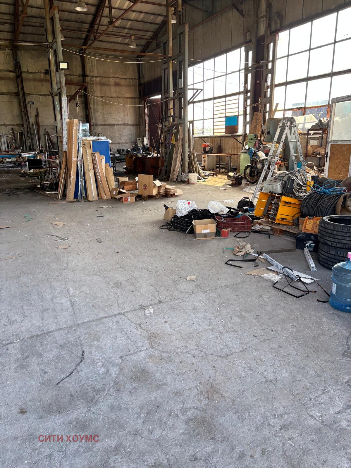 Продава ПРОМ. ПОМЕЩЕНИЕ, гр. Любимец, област Хасково, снимка 9 - Производствени сгради - 54328301