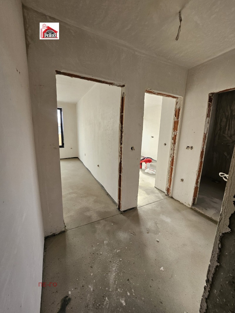 Продава 2-СТАЕН, град Пазарджик, Център • 73000 € / 142775.59 лв. • 61108149 1