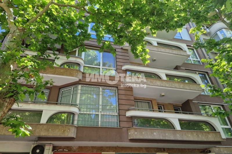 Te koop  2 slaapkamers Sofia , Meditsinska akademija , 94 m² | 53932292