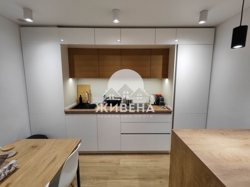 Myytävänä  2 makuuhuonetta Varna , Tsentar , 120 neliömetriä | 41356617 - kuva [17]
