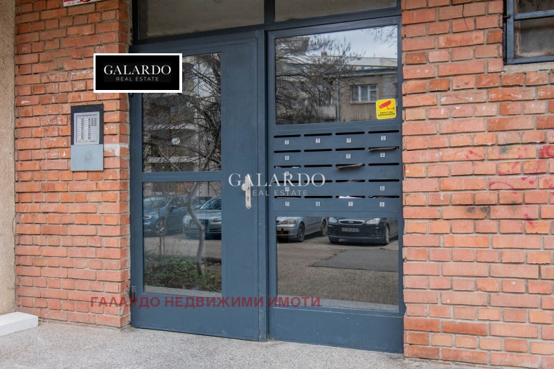 Продава 3-СТАЕН, гр. София, Хиподрума, снимка 13 - Апартаменти - 52796074