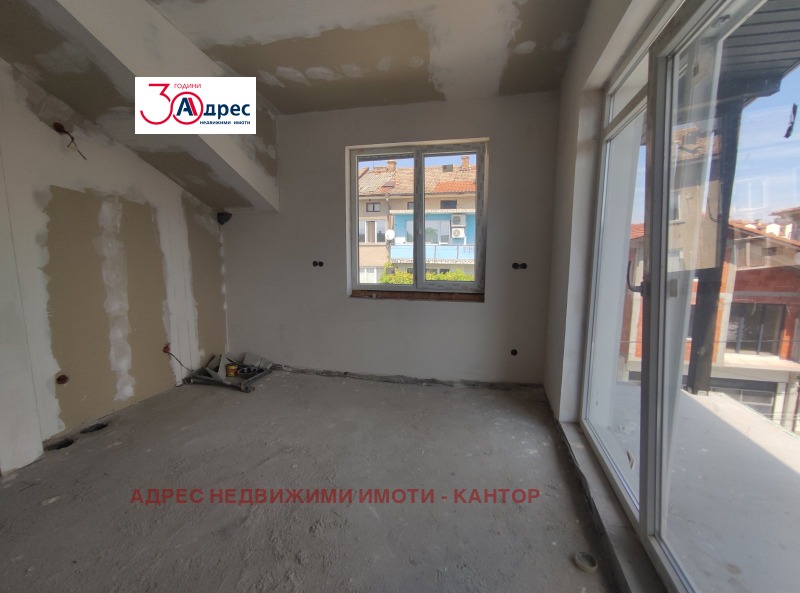 Продава КЪЩА, гр. Пазарджик, Център, снимка 6 - Къщи - 47192496