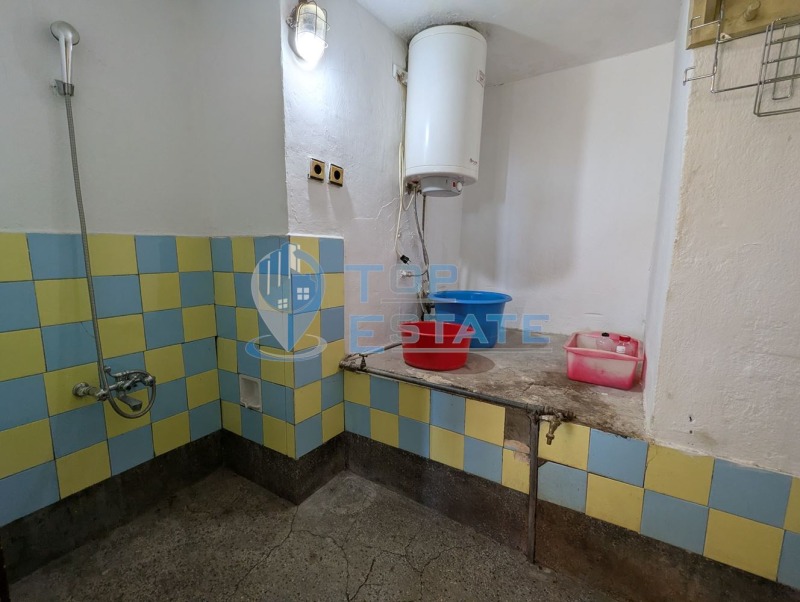 Продава КЪЩА, с. Поликраище, област Велико Търново, снимка 8 - Къщи - 52247397