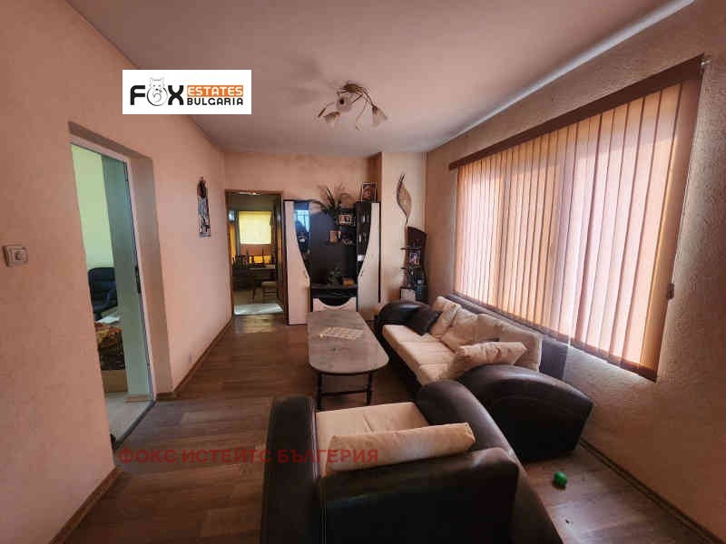 Продава КЪЩА, гр. Перущица, област Пловдив