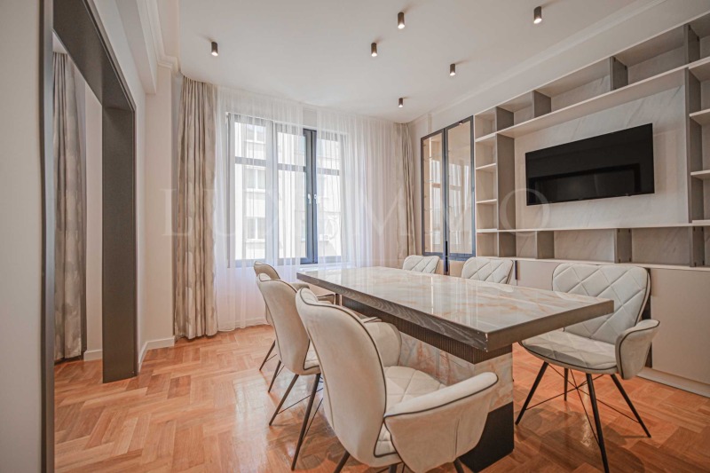 Продава 3-СТАЕН в град София, Център - 80 кв.м / 750 000 € » 1 466 872.50 лв., ЛУКСИММО
