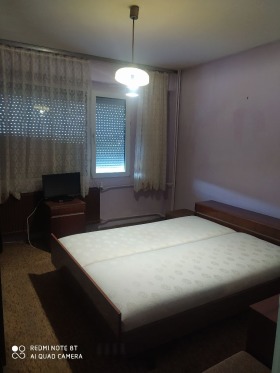 1 chambre Zdravets Sever 1, Rouse