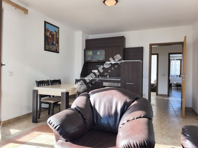 Продава 3-СТАЕН, гр. Поморие, област Бургас, снимка 2 - Апартаменти - 52799849