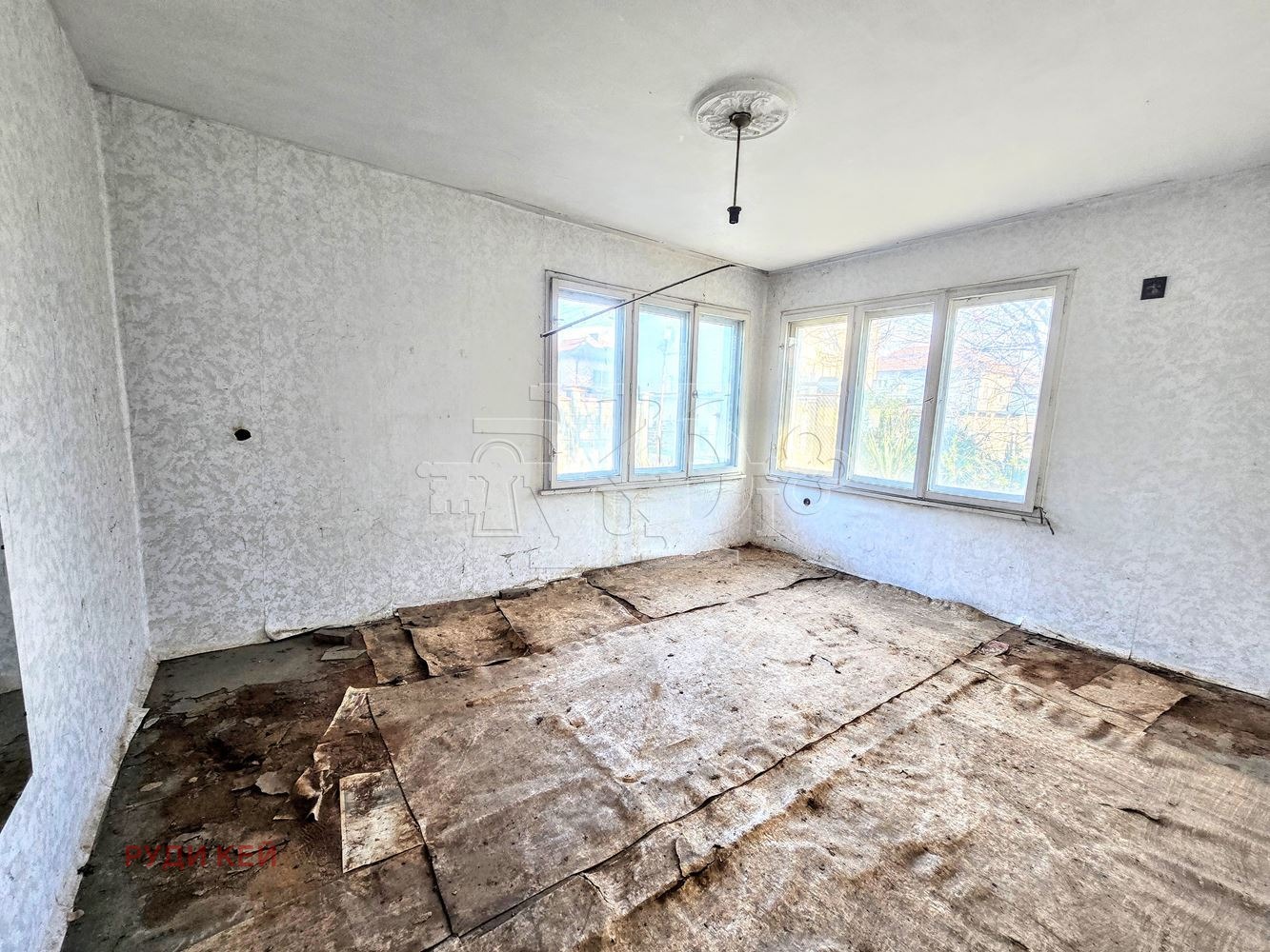 Продава ЕТАЖ ОТ КЪЩА, гр. Варна, с. Тополи