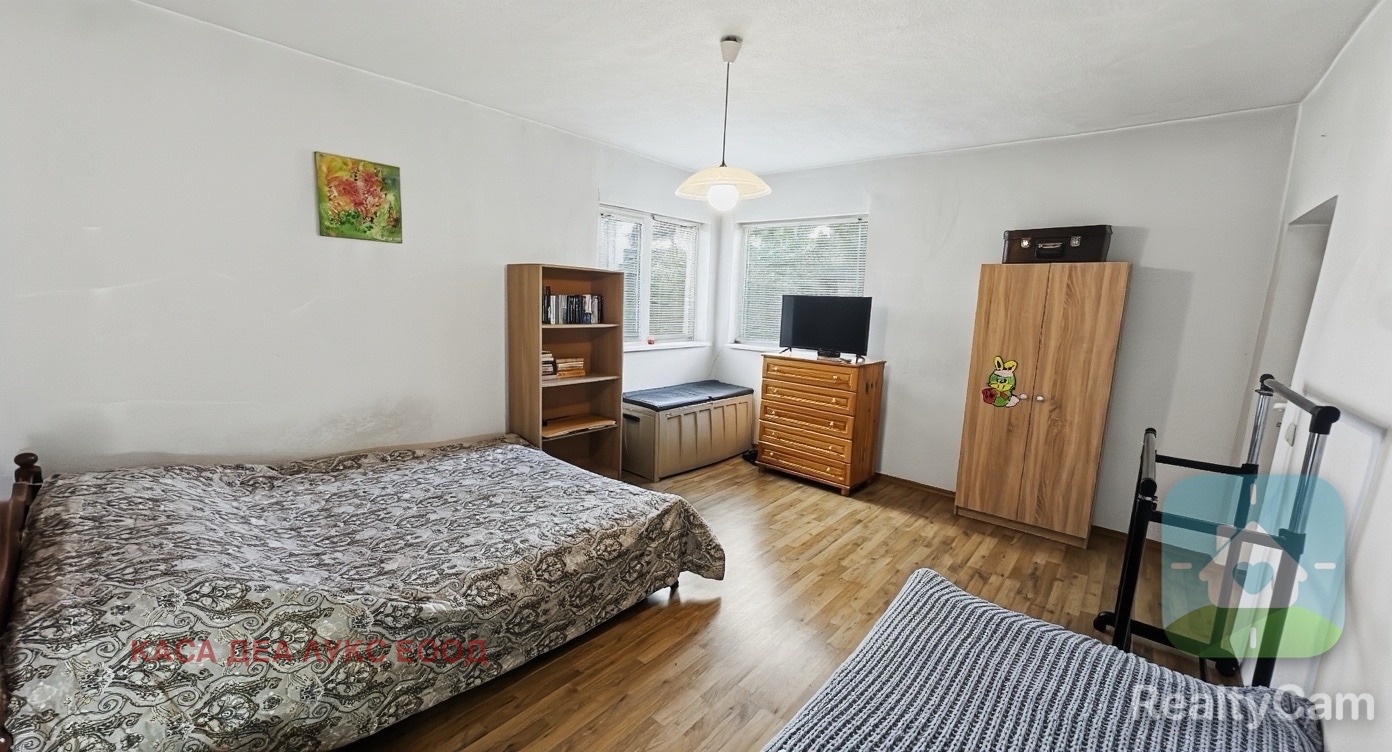 Продава КЪЩА, с. Стефан Караджа, област Добрич, снимка 7 - Къщи - 54992388