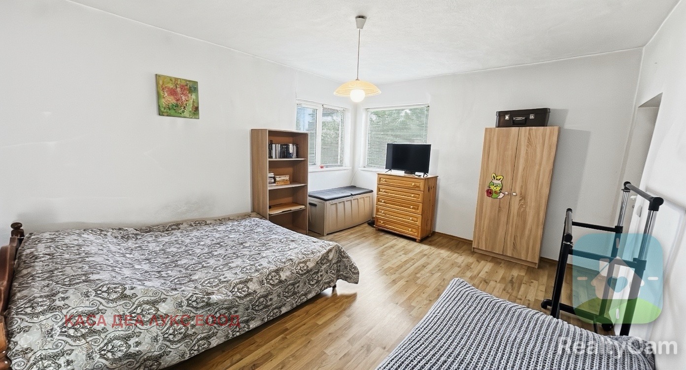 Продава КЪЩА, с. Стефан Караджа, област Добрич, снимка 8 - Къщи - 54992388