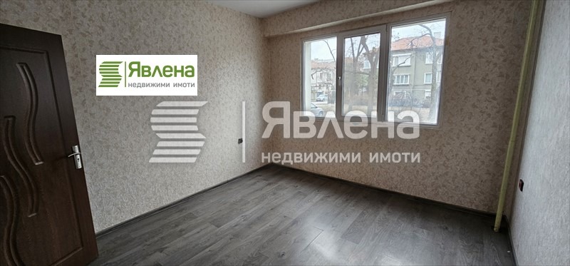 Продава 2-СТАЕН, гр. Пловдив, Кючук Париж, снимка 2 - Aпартаменти - 49364798