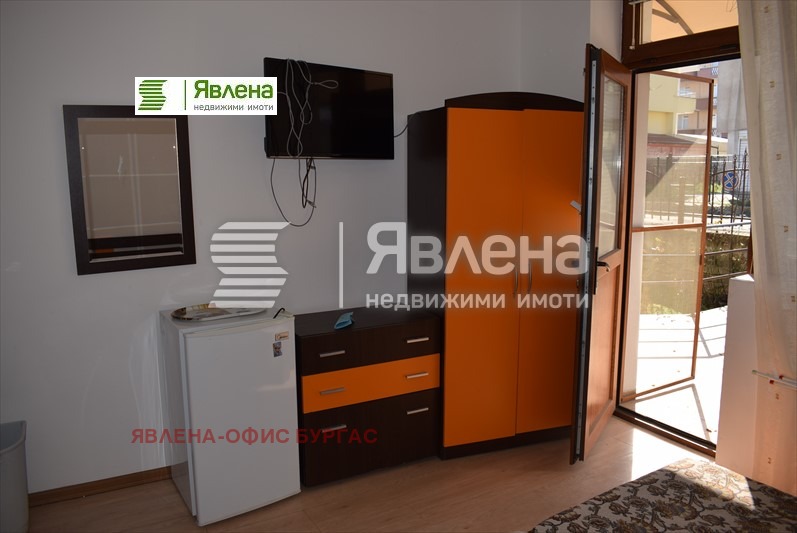 Продава 3-СТАЕН, гр. Приморско, област Бургас, снимка 2 - Aпартаменти - 49133083