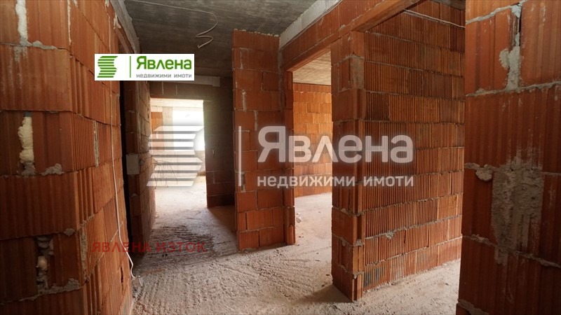 Продава 4-СТАЕН, гр. София, Сухата река, снимка 2 - Апартаменти - 55237199
