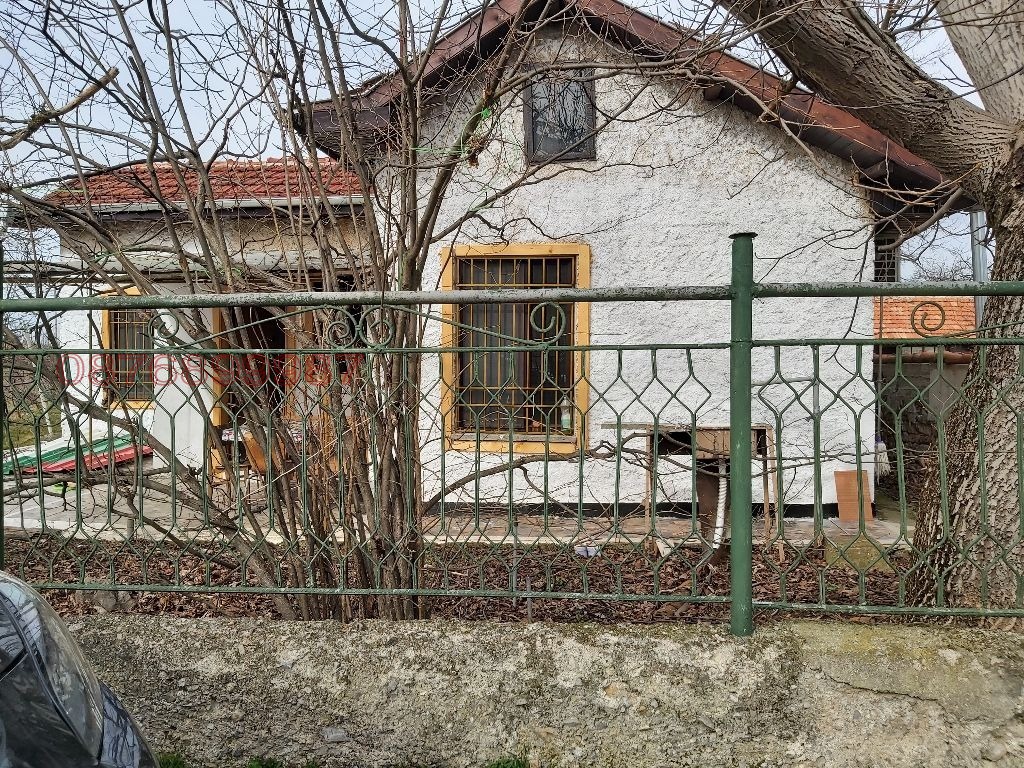 Продава КЪЩА, с. Стефаново, област Перник