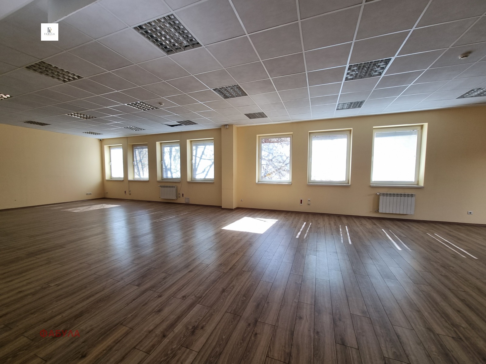 Продава БИЗНЕС ИМОТ, гр. София, Център