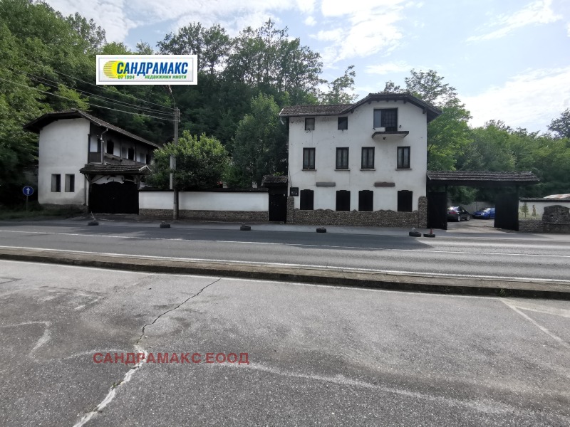 Продава ХОТЕЛ в област Ловеч, гр. Луковит - 2000 кв.м / 894 760.79 € » 1 750 000 лв., САНДРАМАКС ЕООД