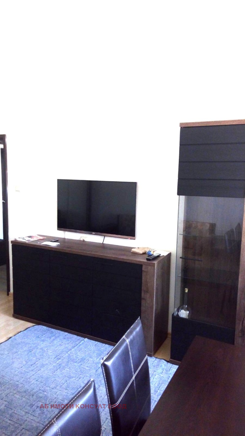 Продава 3-СТАЕН, гр. София, Лагера, снимка 2 - Апартаменти - 52775056