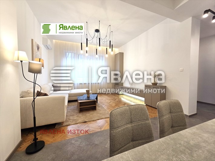 Продава 3-СТАЕН, гр. София, Център, снимка 3 - Апартаменти - 54222055