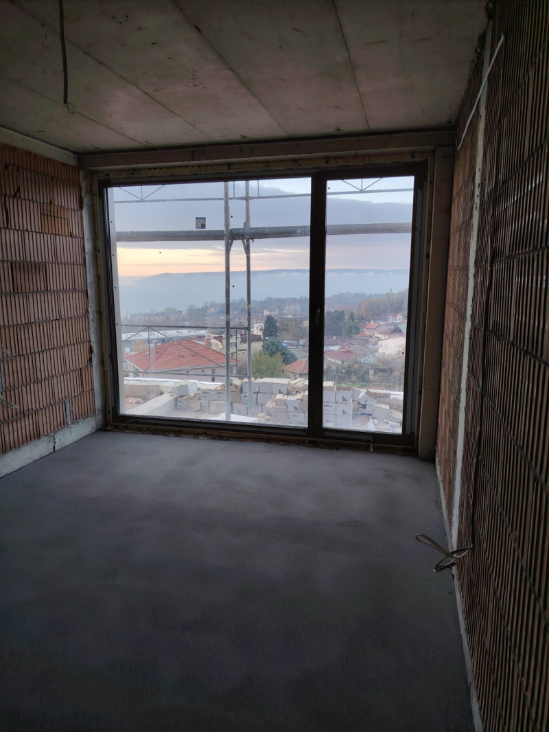 Продава 4-СТАЕН, гр. Варна, Бриз, снимка 6 - Апартаменти - 52579801