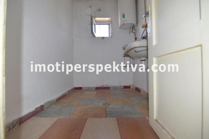 Продава ЕТАЖ ОТ КЪЩА, гр. Пловдив, Кючук Париж, снимка 11 - Етаж от къща - 55012262
