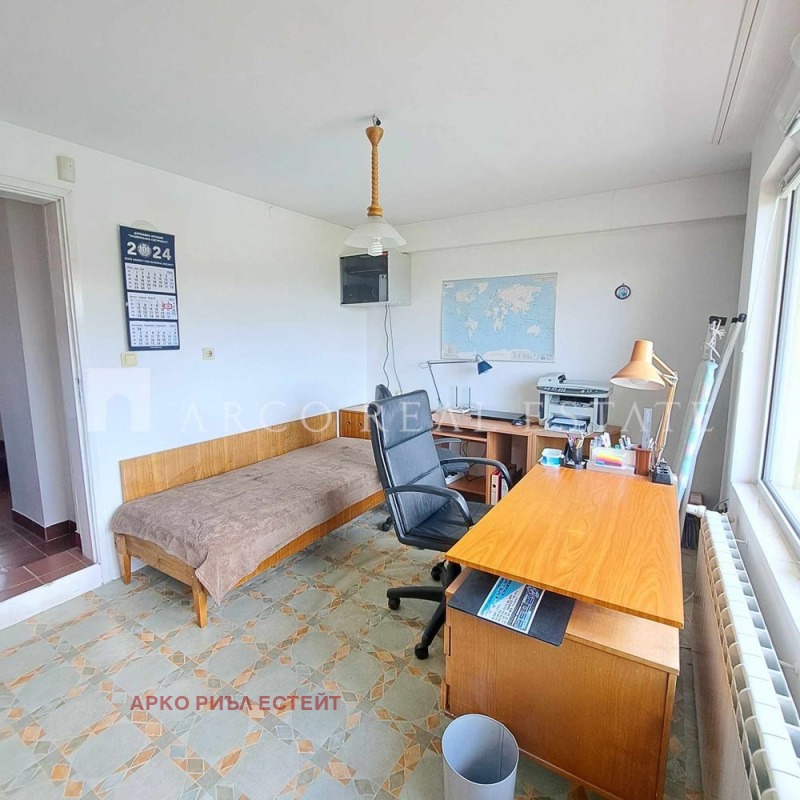 Till salu  Hus region Pernik , Golemo Butjino , 215 kvm | 53085188 - bild [11]