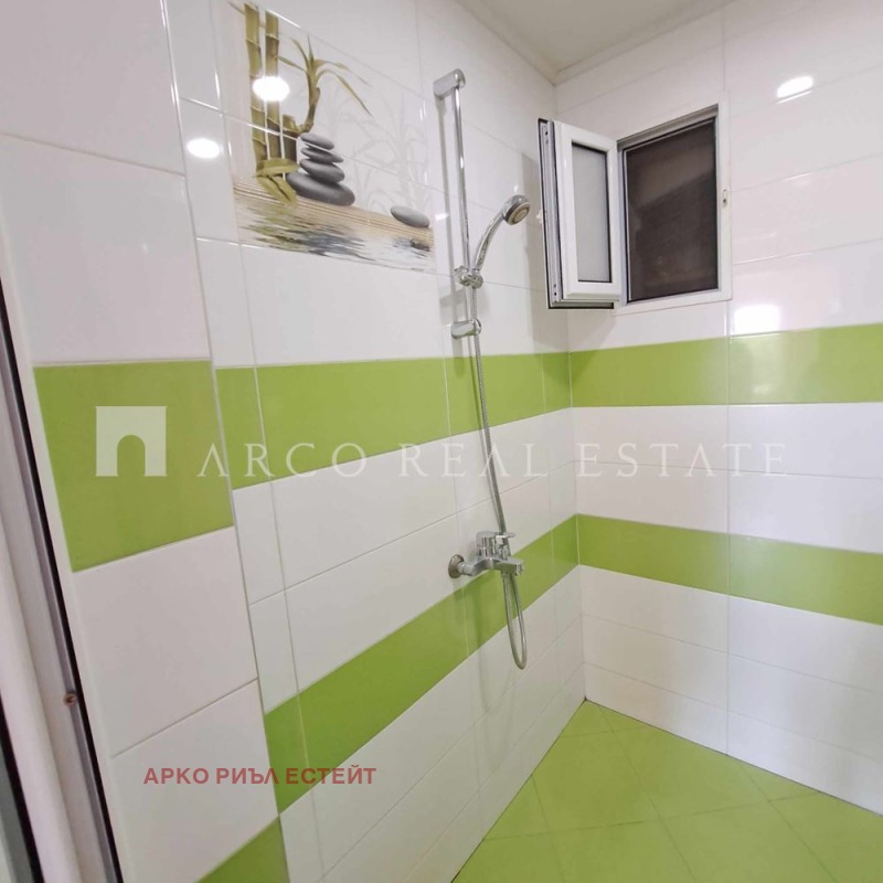Till salu  Hus region Pernik , Golemo Butjino , 215 kvm | 53085188 - bild [12]