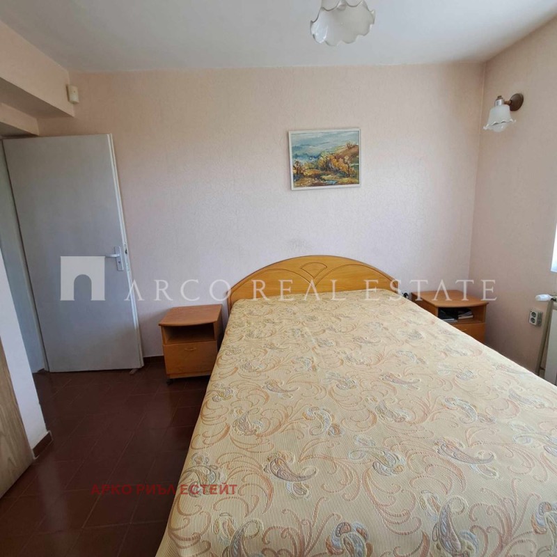 Till salu  Hus region Pernik , Golemo Butjino , 215 kvm | 53085188 - bild [8]