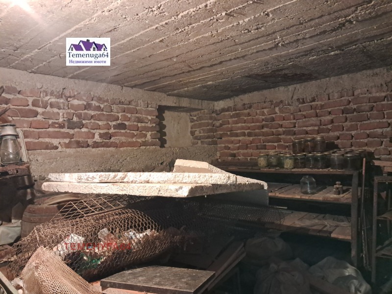 Продава КЪЩА, с. Гълъбовци, област София област, снимка 14 - Къщи - 52642620