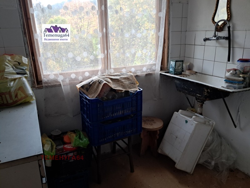 Продава КЪЩА, с. Гълъбовци, област София област, снимка 5 - Къщи - 52642620