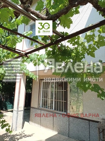 Продава КЪЩА, с. Ветрино, област Варна, снимка 3 - Къщи - 53714346