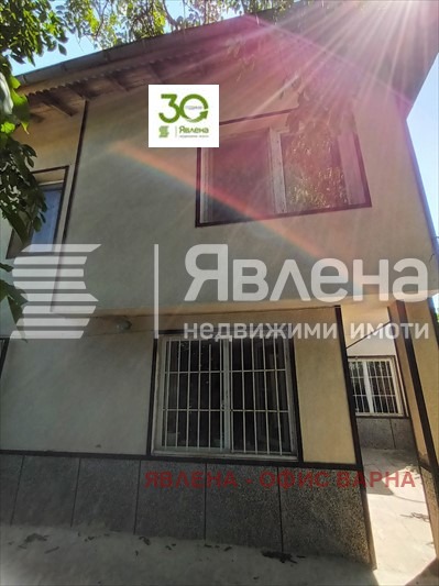 Продава КЪЩА, с. Ветрино, област Варна, снимка 2 - Къщи - 53714346