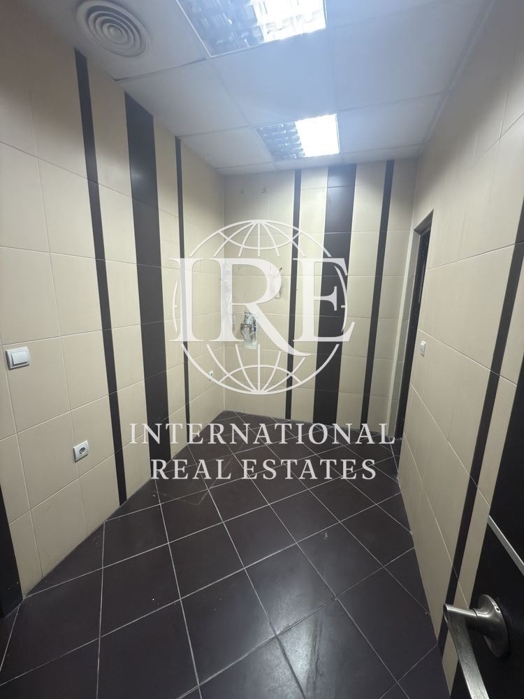 Продава БИЗНЕС ИМОТ, гр. Варна, Гранд Мол, снимка 11 - Други - 52488958