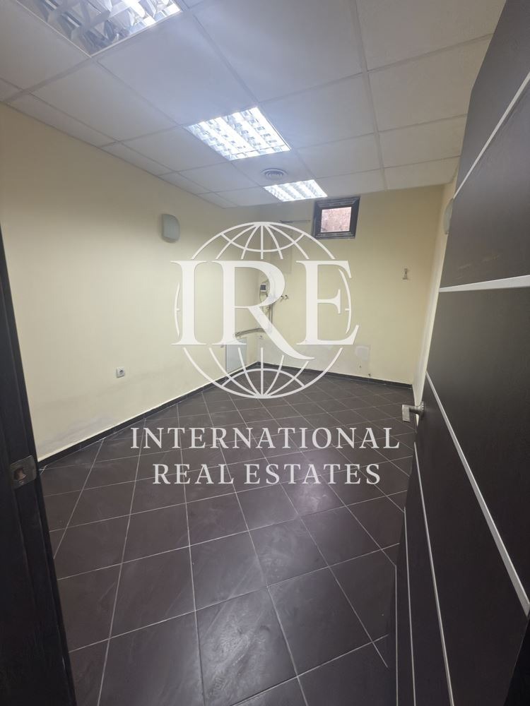 Продава БИЗНЕС ИМОТ, гр. Варна, Гранд Мол, снимка 7 - Други - 52488958