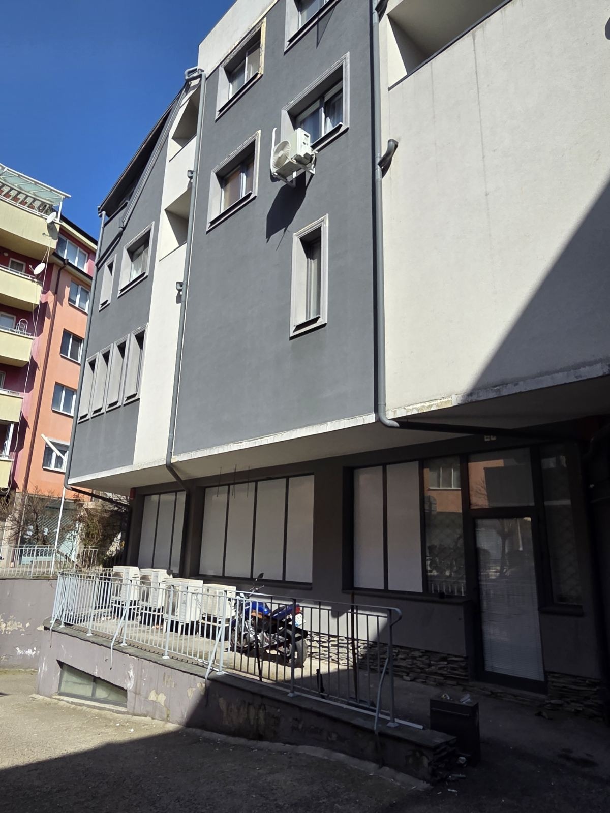 Продава ГАРАЖ, ПАРКОМЯСТО, гр. София, Студентски град, снимка 2 - Гаражи и паркоместа - 56114853