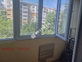 1 soverom Slavejkov, Burgas 9