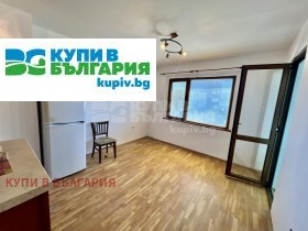 Продава 3-стаен град Варна Център - [1] 
