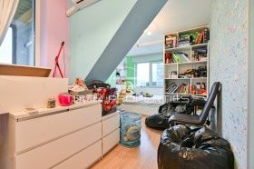 3+ Schlafzimmer Strelbishte, Sofia 6