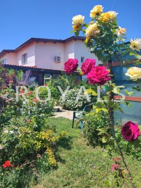 Casa Bojureț, regiunea Dobrich
