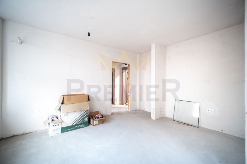 Продава 2-СТАЕН, гр. Варна, Лятно кино Тракия, снимка 2 - Апартаменти - 52747871