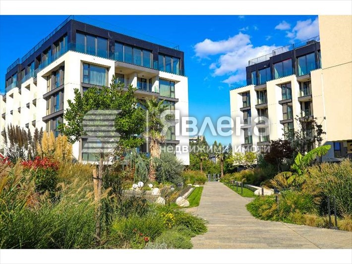 En venta  2 dormitorios Varna , k.k. Sv.Sv. Konstantin i Elena , 142 metros cuadrados | 93753627