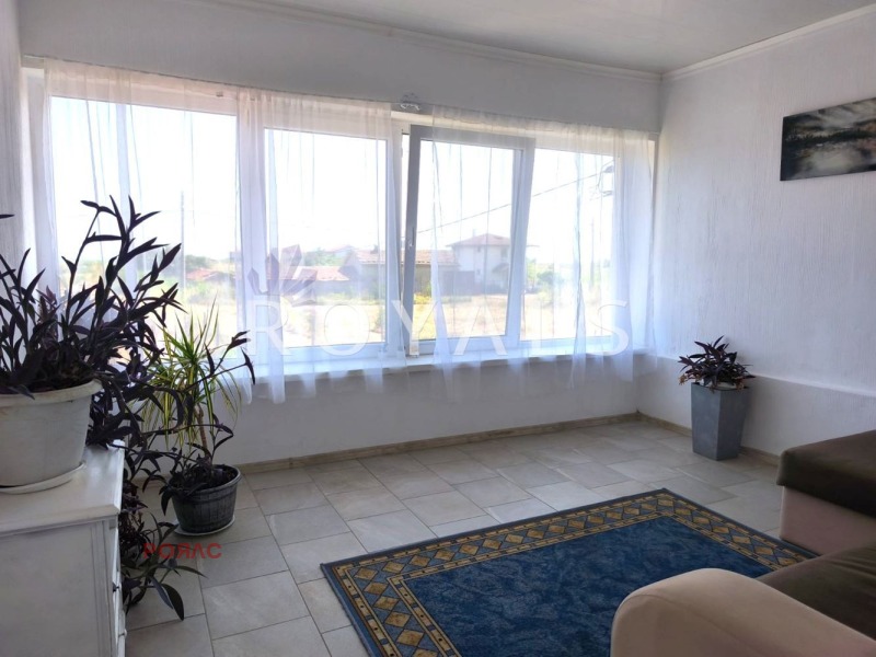 De vânzare  Casa regiunea Dobrich , Bojureț , 170 mp | 38626219 - imagine [6]