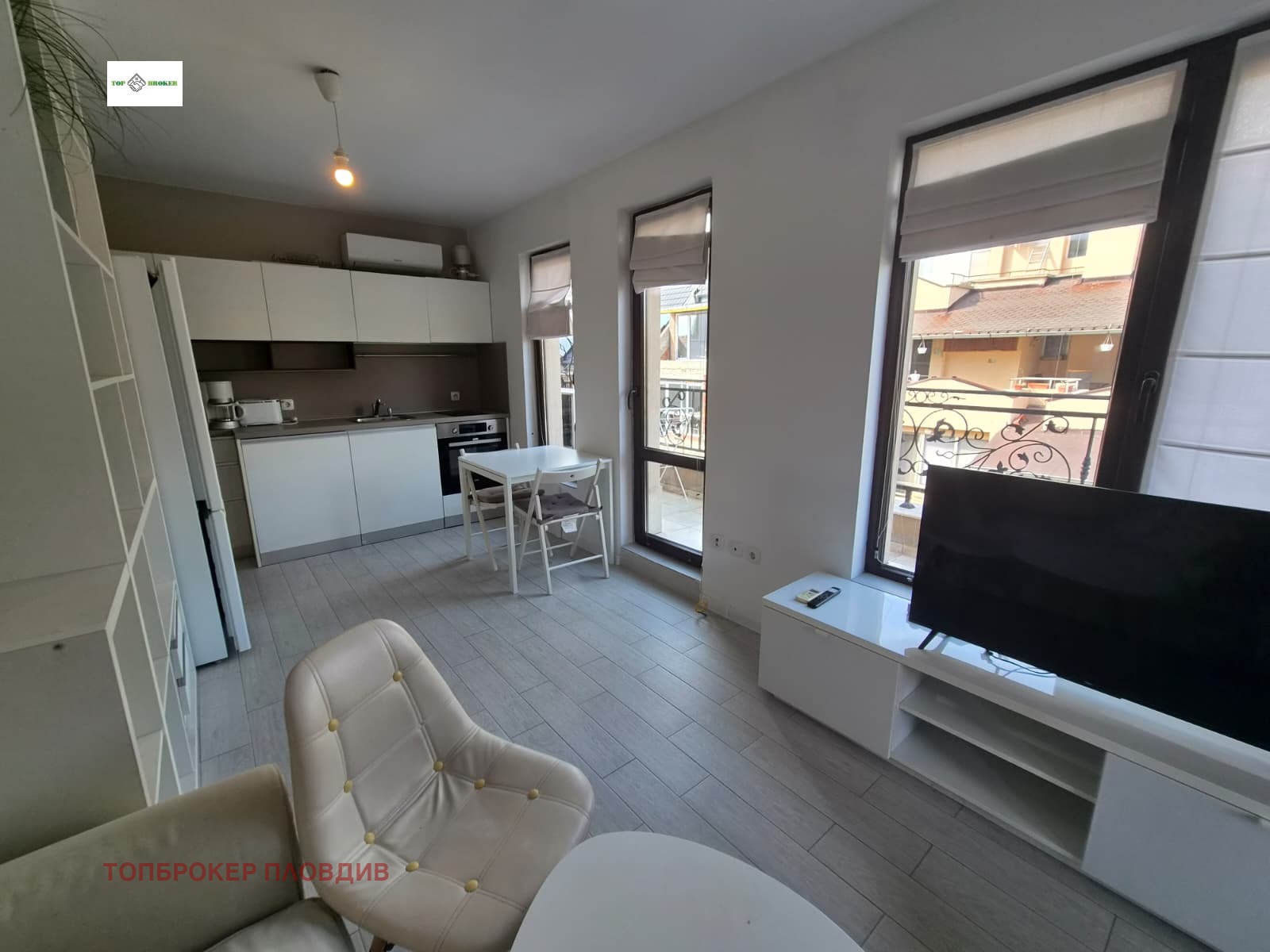 Продава 2-СТАЕН, гр. Пловдив, Център, снимка 3 - Апартаменти - 55045004