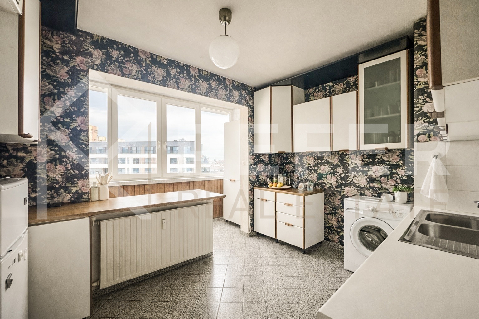 Продава 3-СТАЕН, гр. София, Център, снимка 4 - Апартаменти - 53646713