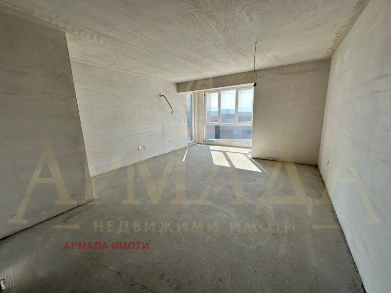 Продава  3-стаен, град Пловдив, Гагарин •  146 880 EUR • ID 44146100 — holmes.bg - [1] 